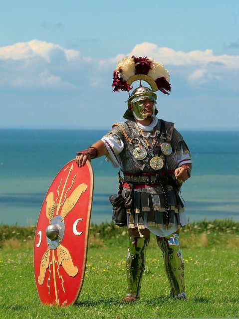  en historisk reenactor i Romersk centurion kostyme.Foto: Luc Viatour CC by-SA 3.0 