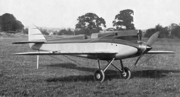 The first prototype de Havilland D.H.71 Tiger Moth G-EBQU circa 1927.