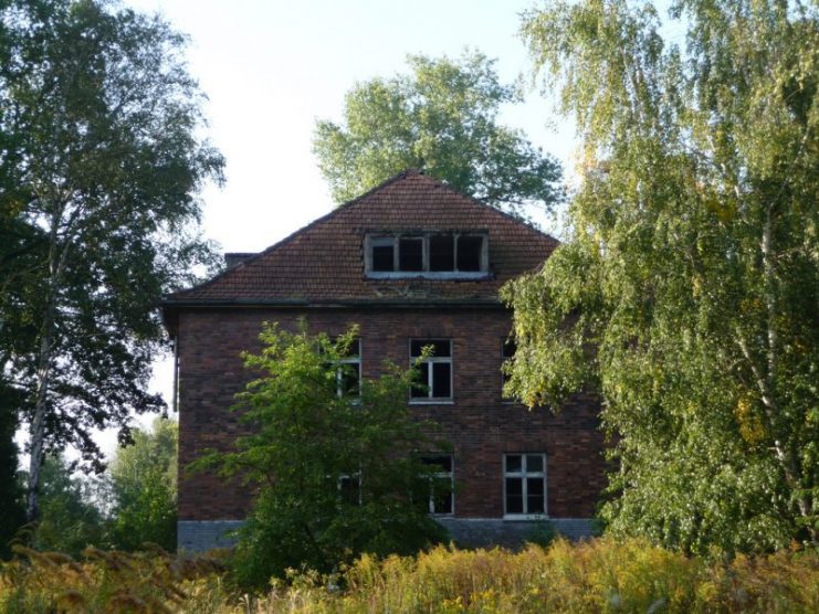 Airfield Schönwalde, one of the oldest buildings.Photo: judith74 CC BY-NC-SA 2.0