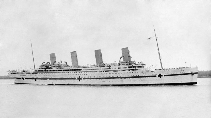 Le navire-hôpital de Sa Majesté (HMHS) Britannic