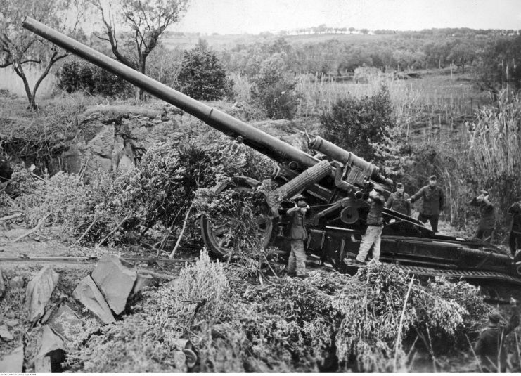 A German 17 cm Kanone 18 in action in WW2