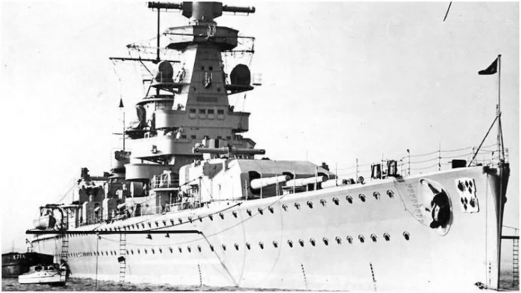 The warship cost 82 million Reichsmark and was unique in that it had eight diesel engines, allowing the vessel to travel distances of up to 8,900 nautical miles at a constant speed of 20 knots.