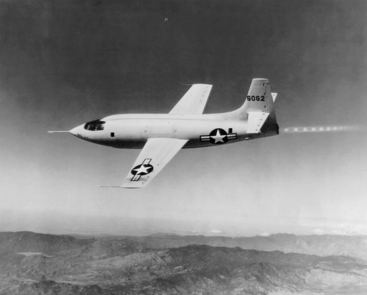 The Bell X-1 ‘Glorious Glennis’ in flight.