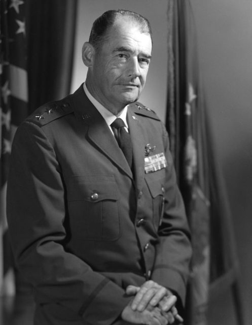 Lt Gen Harry E. Goldsworthy is currently the oldest retired Air Force General.