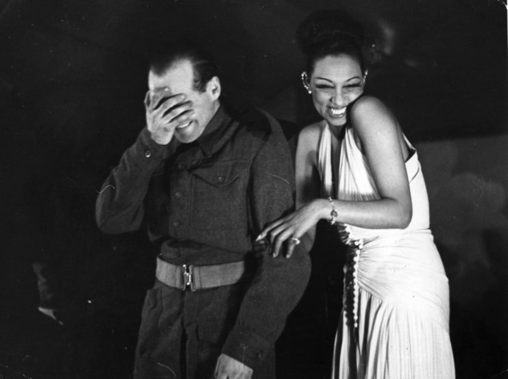 Josephine Baker and an Allied soldier