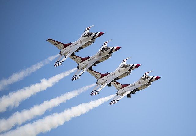 Four US Air Force Thunderbirds in flight