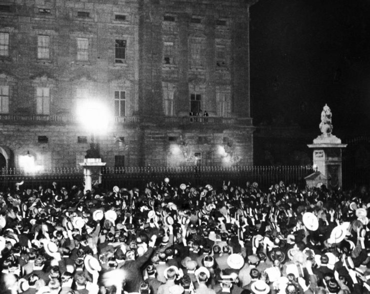 Scenes outside Buckingham Palace after Britain's declaration of war with Germany