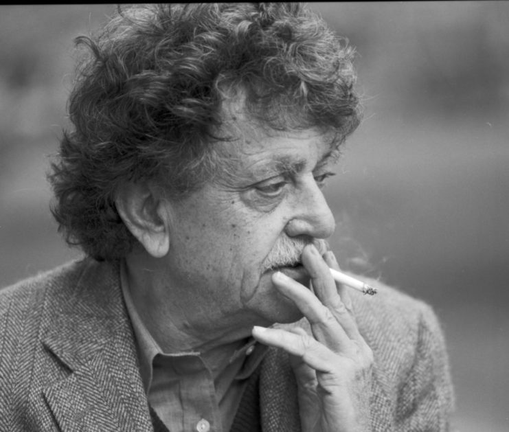 Kurt Vonnegut has a smoke outside Michigan State University in 1992 