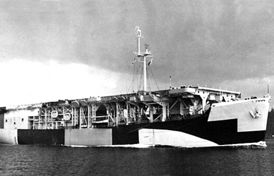 USS Long Island at sea