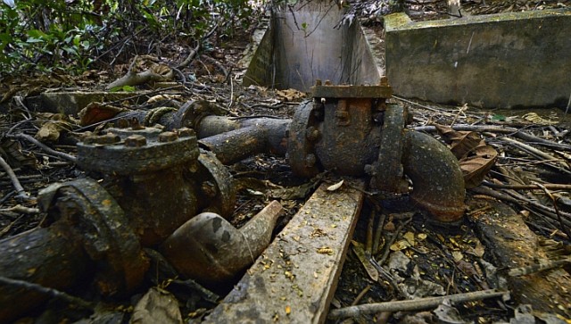 The pipelines going through the Marsiling Tunnels. (Photo: ST BReaking News/Edmond Foo)