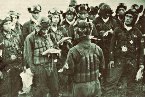 A group of 'zerosen' fighter pilots during the Second World War where Harada was once part of.