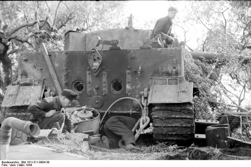 Italien, Panzer VI (Tiger I), Reparatur