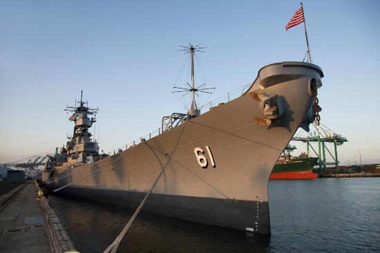 battleship-uss-iowa-bb