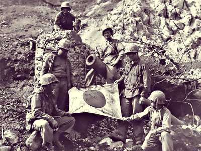 Captured_Japanese_flag_on_Iwo_Jima