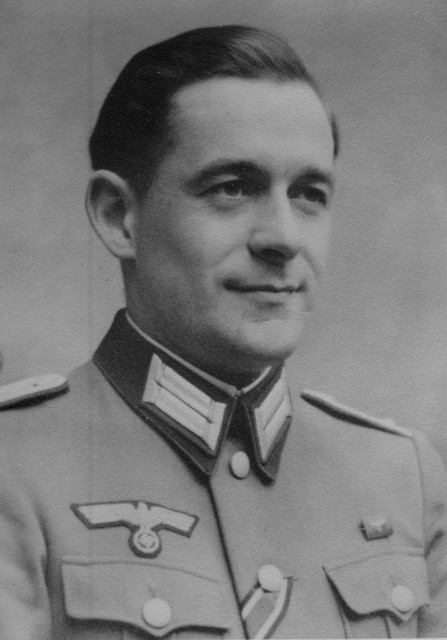 Hans Sandrock as Oberleutnant 1939