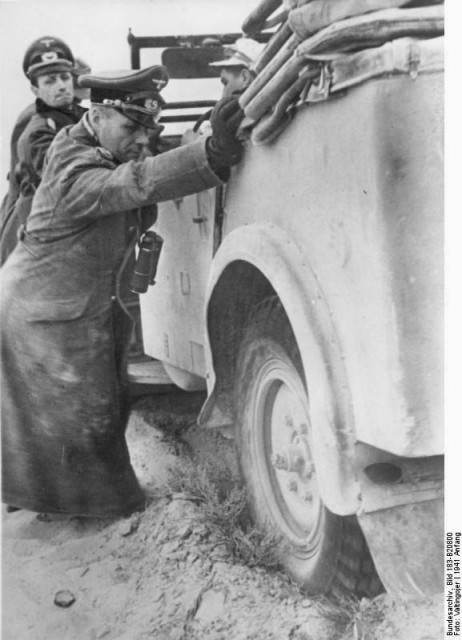 Rommel_pushing_car1