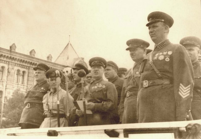 General Zhukov in Kishinev on 4 July 1940. by ANRM, Fototeca