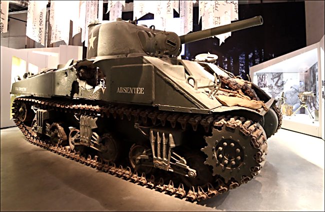 world-war-2-Sherman-tanks-bastogne-historical-center-war-museum