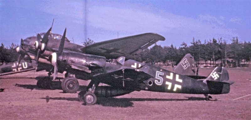 Bf-109G10-II.EJG2-(G5+)-Ludwigslust-Germany-1944-45-01