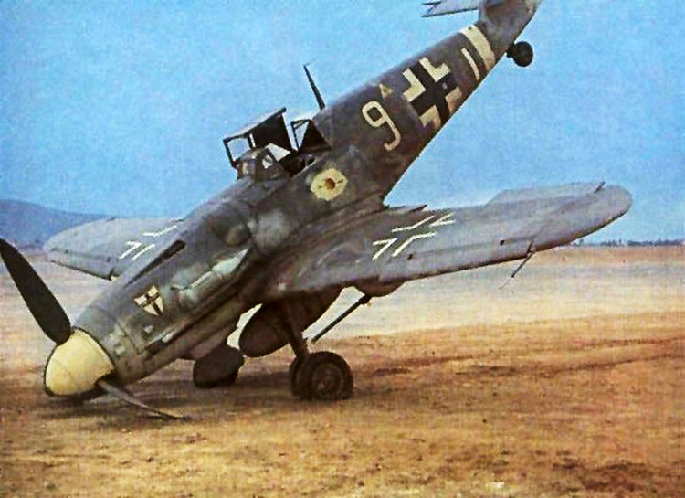 Bf-109G6Trop-7.JG27-(W9+I)-Clade-Greece-1944
