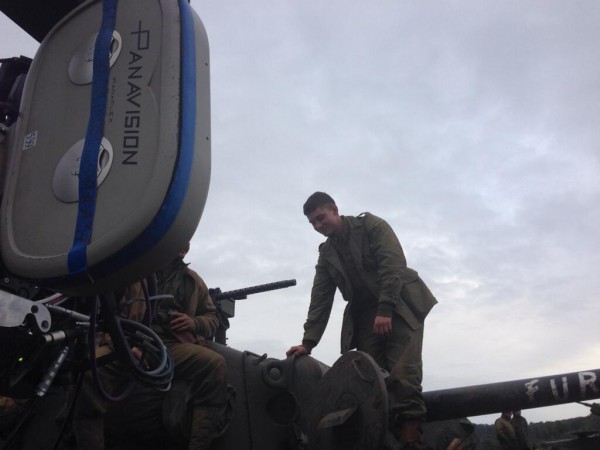 fury-set-image-3-logan-lerman-600x450