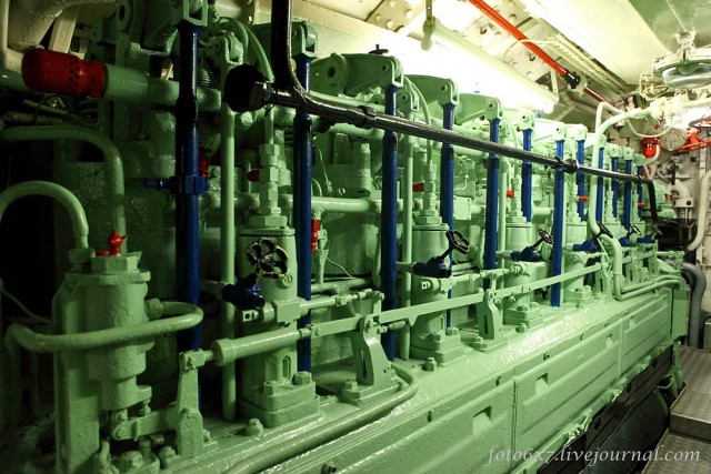 Massive diesel engine. Photo:foto6x7.livejournal.com