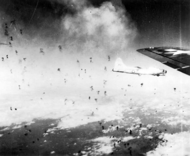 B-17_Flying_Fortress_Heavy_Flak_Fire_490th_Bomb_Group_8th_Air_Force