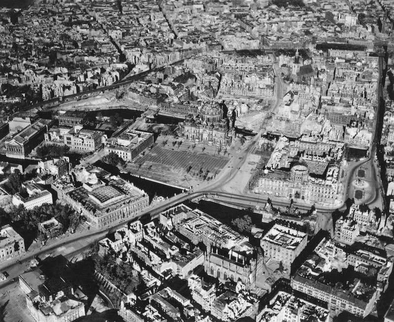 Berlin after World War II (21)