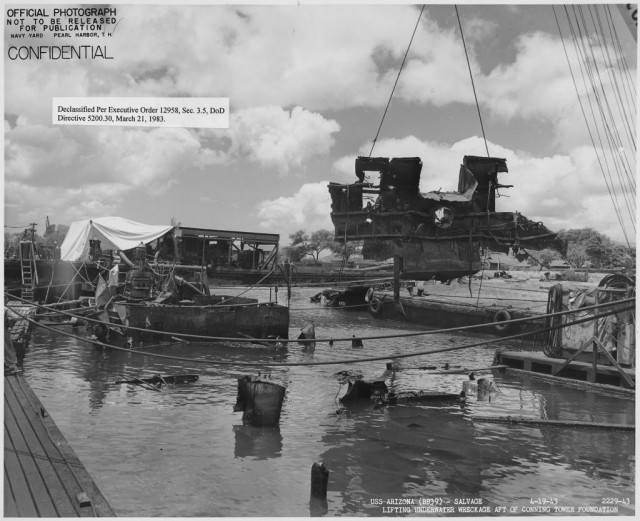 US_Arizona_BB39-_Salvage_2229-43_Lifting_underwater_wreckage_aft_of_conning_tower_foundation_-_NARA_-_296933_zps2797b193