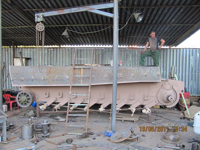 handcrafted_tiger_i_tank_replica_640_24