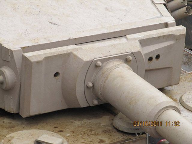 handcrafted_tiger_i_tank_replica_640_61