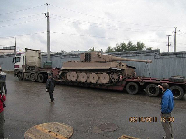 handcrafted_tiger_i_tank_replica_640_69