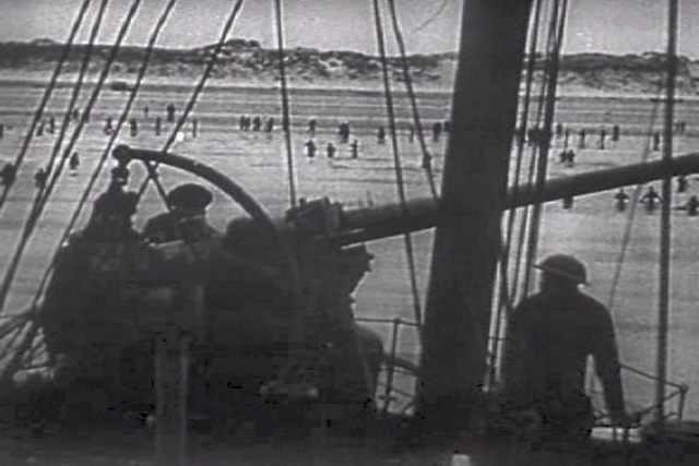 British_gunner_ship_dunkirk