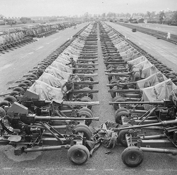 Preparations_For_Operation_Overlord_(the_Normandy_Landings)-_D-day_6_June_1944_H37362