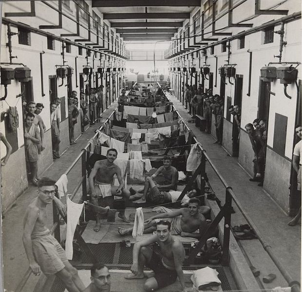 allied_prisoners_of_war_after_the_liberation_of_changi_prison_singapore_-_c._1945