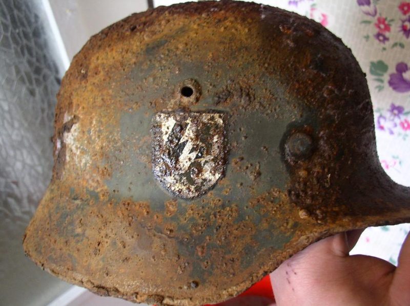 ss helmet (1)