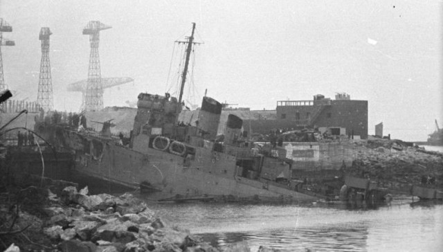 St. Nazaire, Zerstörer "HMS Campbeltown"