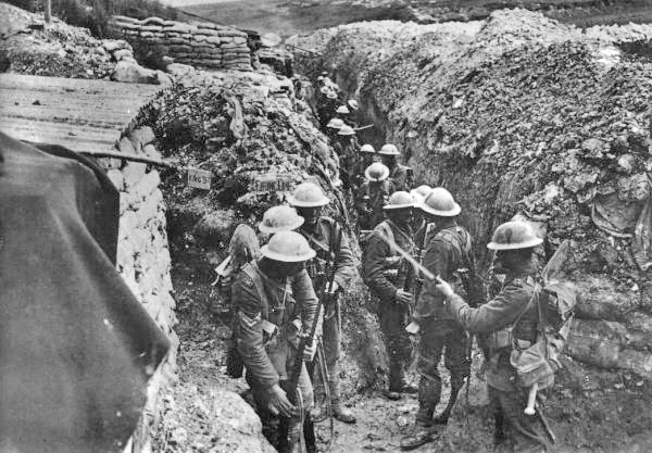 Lancashire_Fusiliers_trench_Beaumont_Hamel_1916