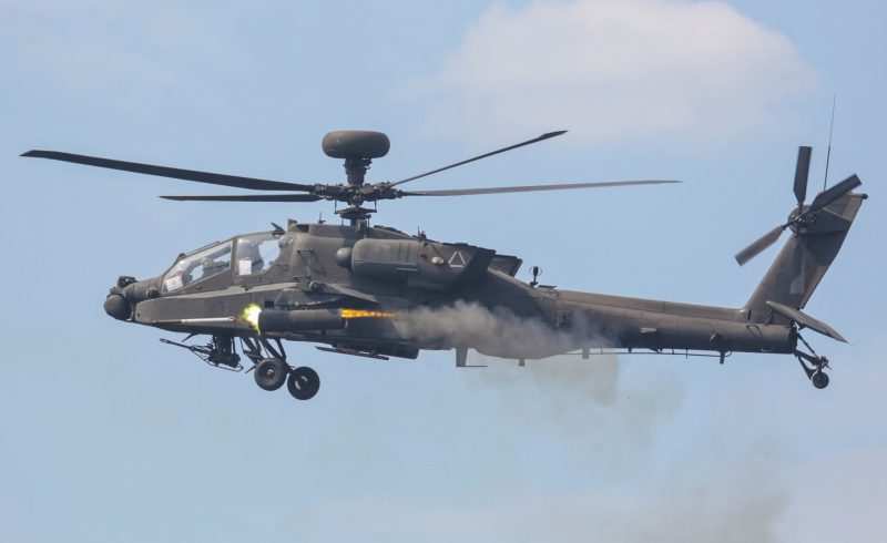 AH-64 Apache firing.