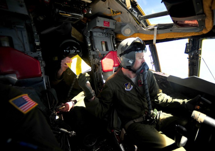 STUNNING! Inside the B-52 Stratofortress in 52 high-res images | War ...
