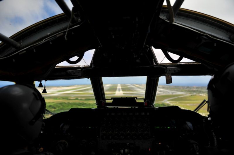 b-52-stratofortress-cockpit-920-15