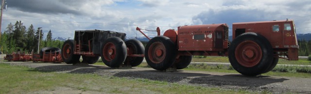 Alaska_Highway_Army_construction_vehicle