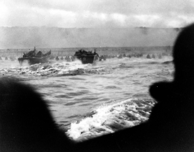 Omaha_Beach_First_Wave