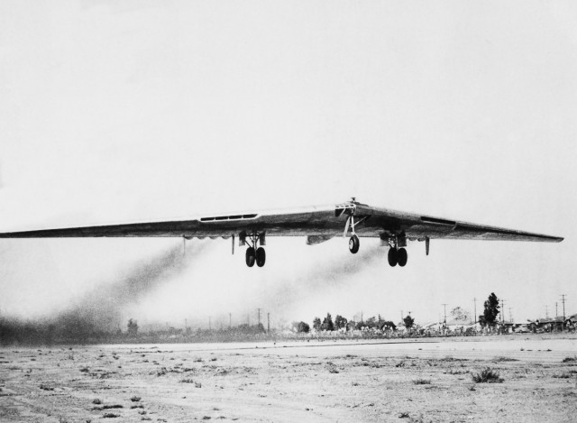 UNITED STATES - NOVEMBER 06: Northrop Yb 49 Taking Off At California In Usa On November 6Th 1947 (Photo by Keystone-France/Gamma-Keystone via Getty Images)