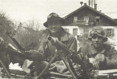 Two Austrian resistance fighters with German MG-42 machine guns