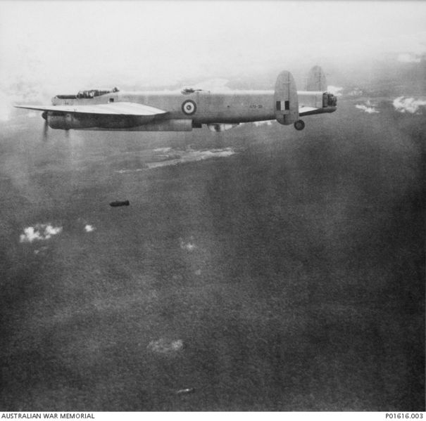 A 1950 photo of an Australian Avro Lincoln bomber dropping 500lb bombs on communist insurgents in the Malayan jungle 
