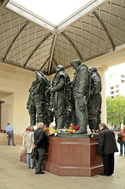 RAF_Bomber_Command_Memorial,_Green_Park (Medium)