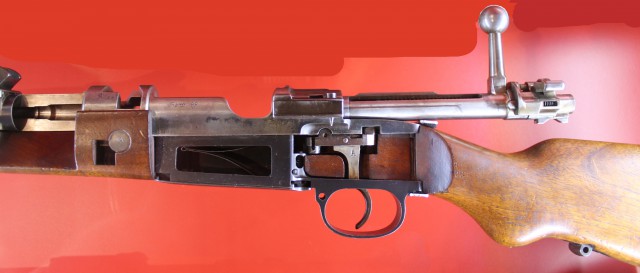 Mauser M98, cutaway model. (Wikipedia)