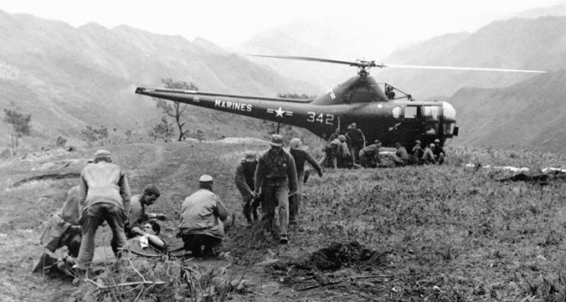 Helicopter-Marine_HO3SKorea_1951