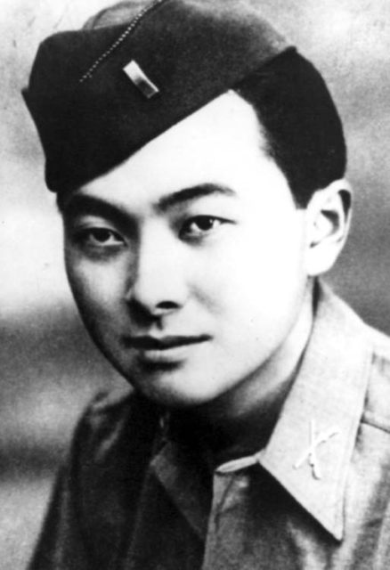Inouye as a first lieutenant in the U.S. Army